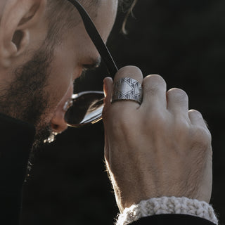 Triangles Geometric Band Ring for Men, Sterling Silver Men Wedding Jewelry, Minimalist Ring, Engraved Ring, Dainty Ring, Memorial Gift