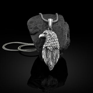 Eagle feather Charm Necklace for Men in Sterling Silver, Eagle Head Sterling Silver Pendant, Eagle Head Gift, Animal Necklace, Silver Charm