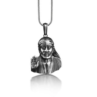 Sai Baba of Shirdi Spiritual Necklace For Men, Sai Baba Statuary Healing Necklace For Best Friend, Indian Necklace in Silver, Hindu Gift