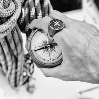 Compass Handmade Sterling Silver Men Signet Ring, Traveler Silver Engraved Ring, Compass Silver Men Jewelry, Minimalist Ring, Ring For Men