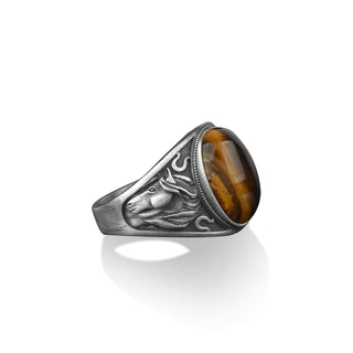 Maned horse & horseshoe silver man ring, Tiger's eye gemstone ring with a horse head and horse shoes engravings on the sides, Pinky men ring