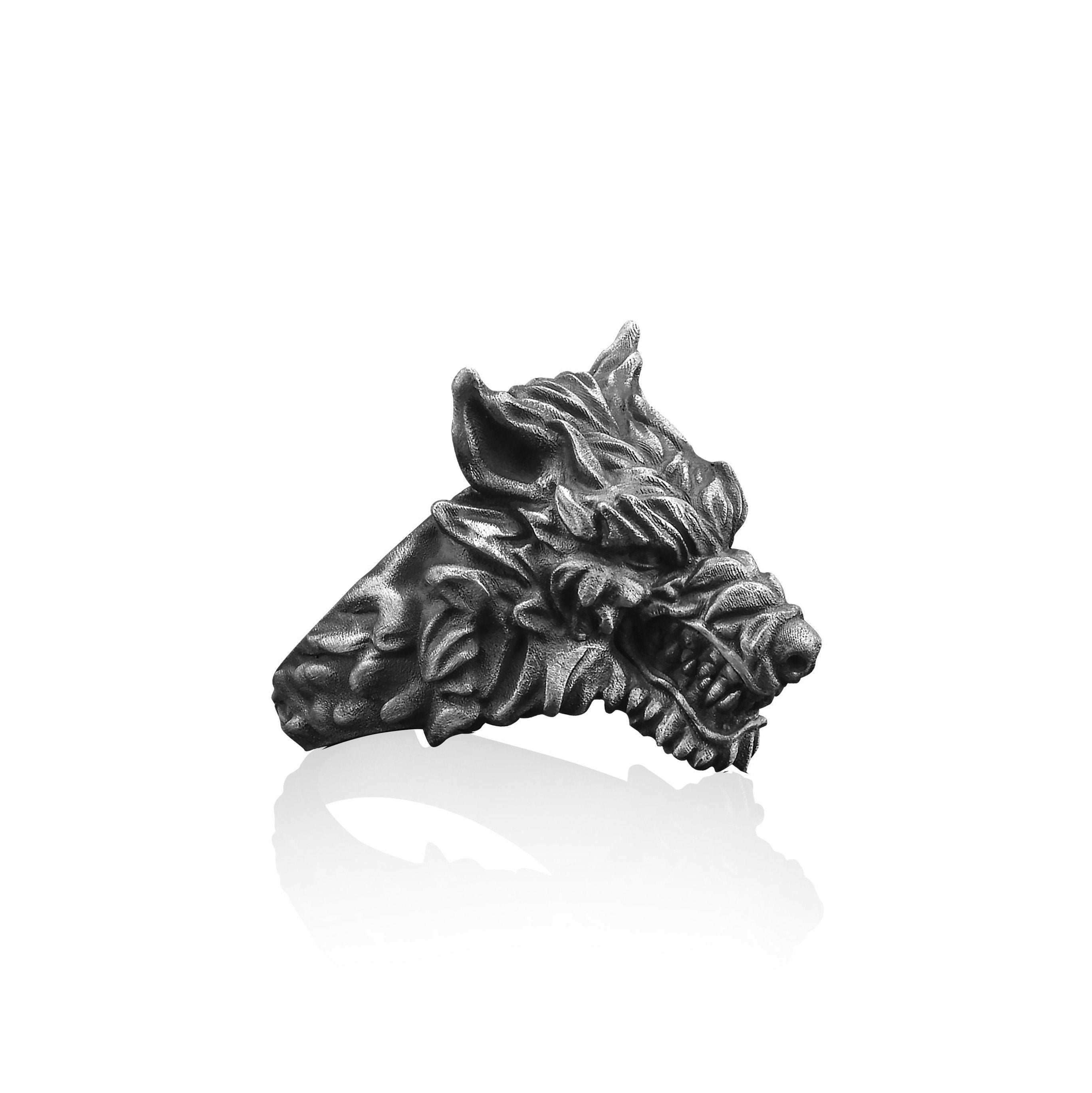 One of a kind wolf ring in sterling silver, Wolf head minimalist ring