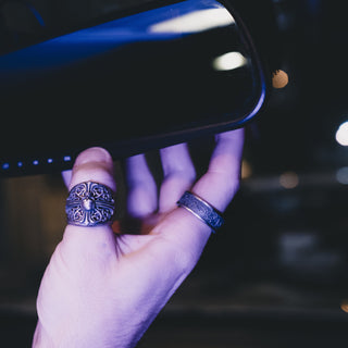 Skull on Cross Biker Signet Ring for Men in Silver, Skull Gothic Jewelry, Unique Biker Ring, Minimalist Ring, Ring For Men, Memorial Gift