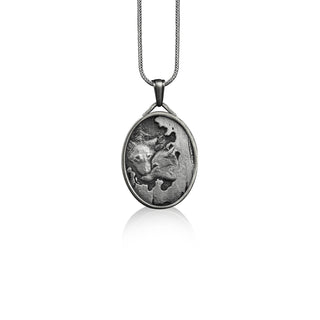 Wolf family oval pendant necklace in silver, Personalized animal necklace for nature lover, Engraved necklace for men