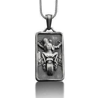 Harley davidson motorcycle necklace for men in silver, personalized necklace biker necklace for best friend, Dad gift