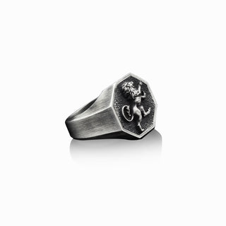 Oxidized Sterling Silver Scottish Lion Ring, Silver Rampant Lion Signet Mens Ring, Handmade Lion Man Ring, Lion Mens Ring, Wedding Mens Ring