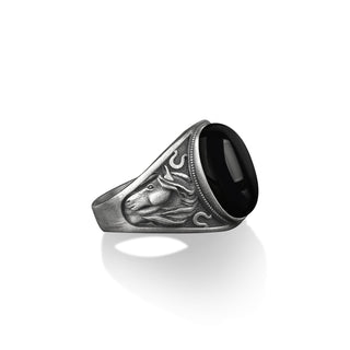 Maned horse black onyz silver man ring, Horse head and horse shoe engraved unique men ring, Black onyx gemstone ring in 925 sterling silver